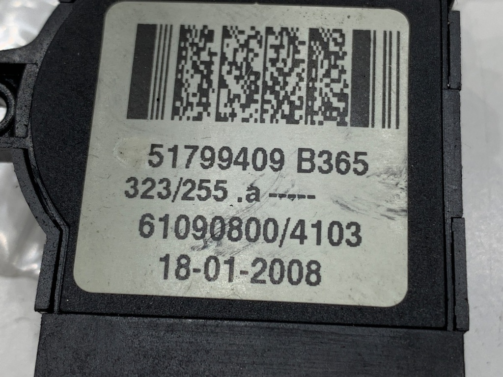 STARK-838421-3