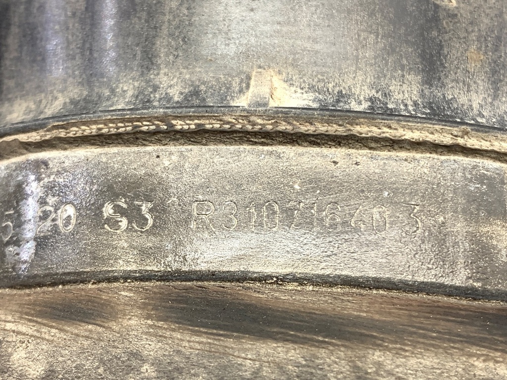 STARK-940258-3