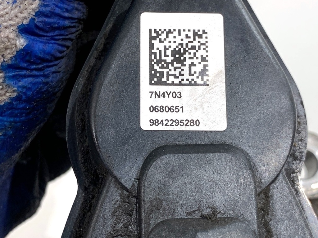 STARK-907176-4