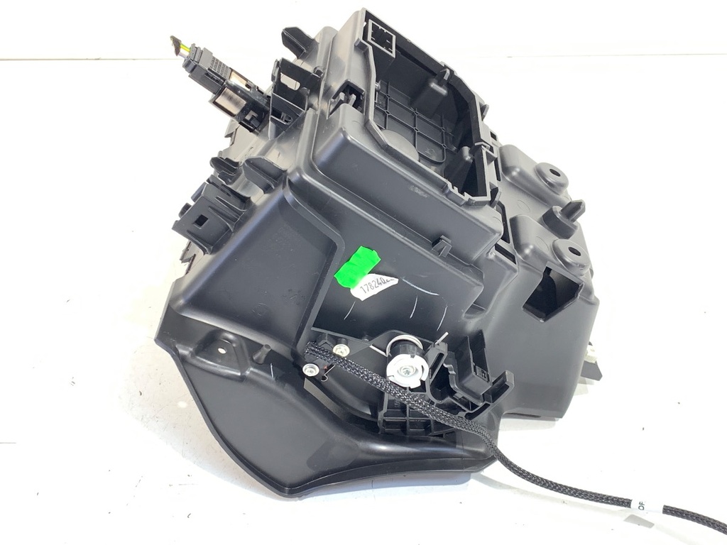STARK-942047-3
