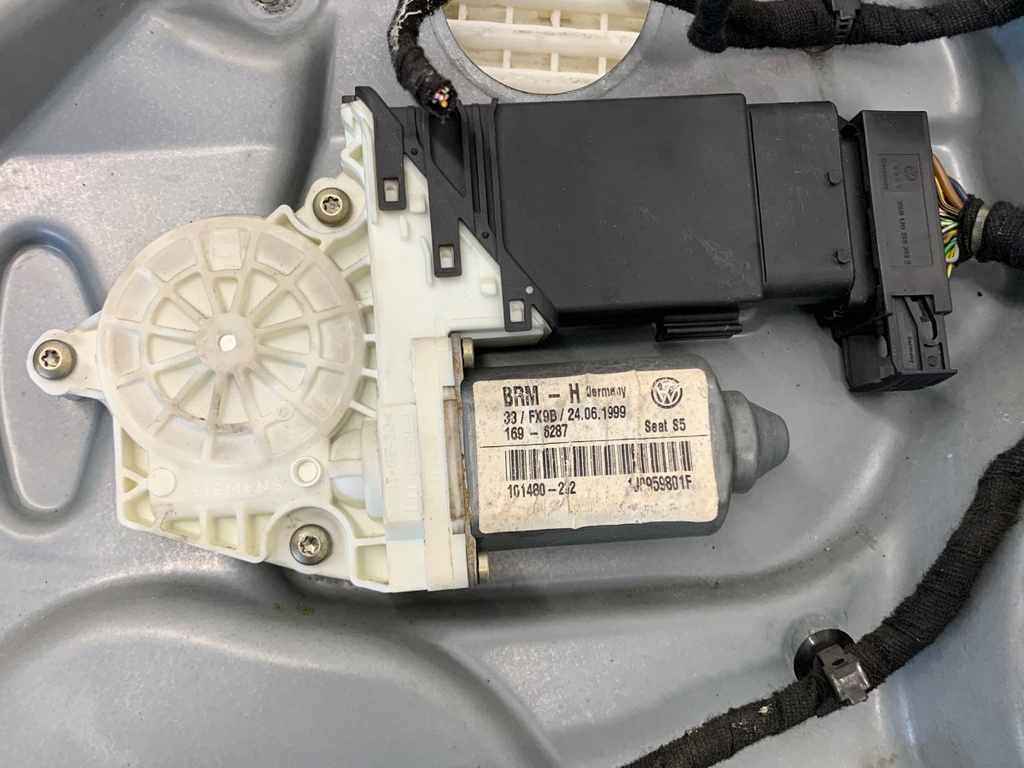 STARK-945086-2