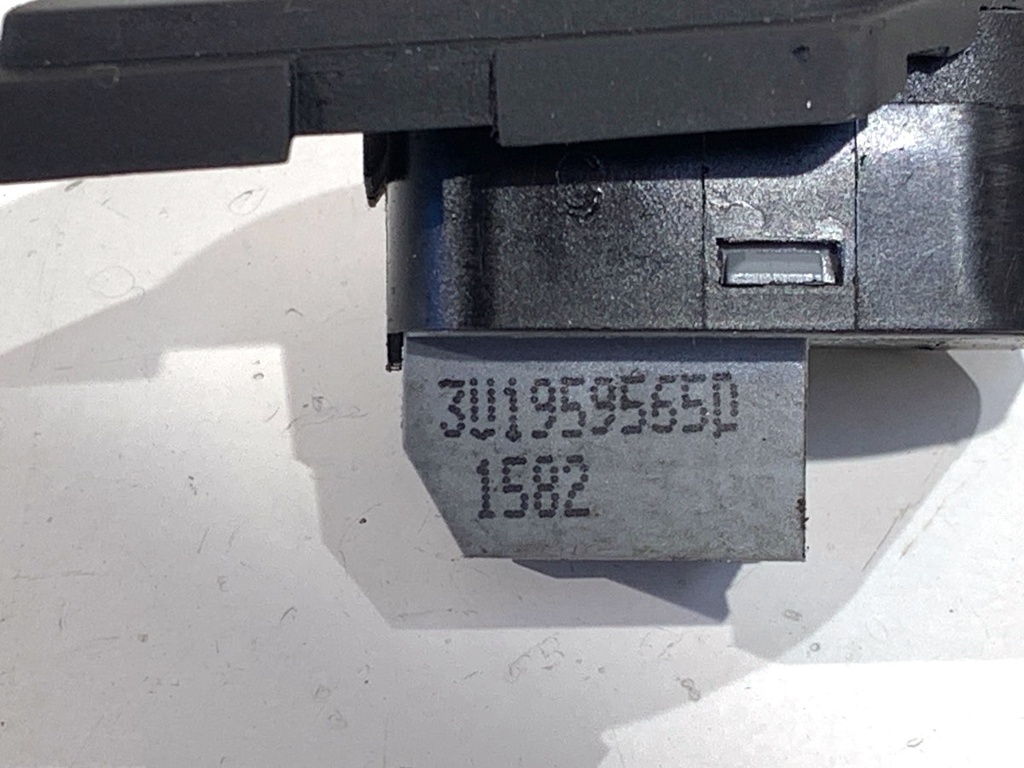 STARK-858740-3