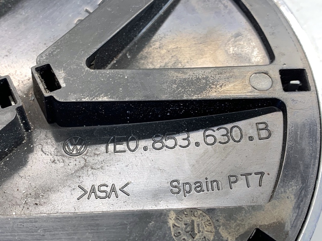 STARK-859852-2