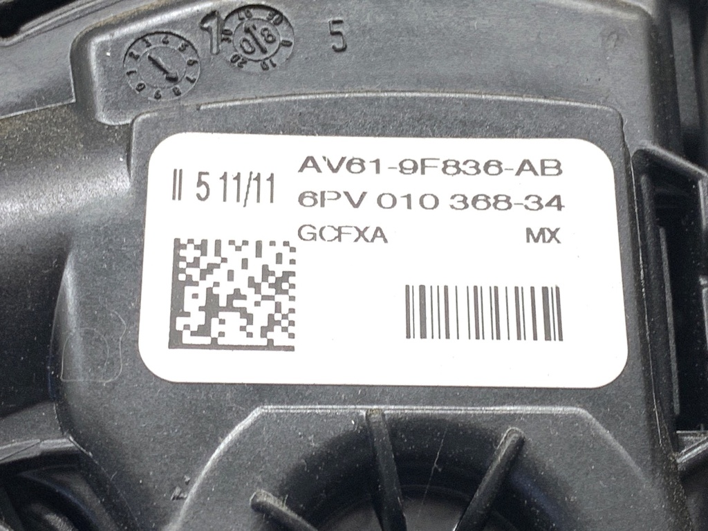 STARK-864205-3