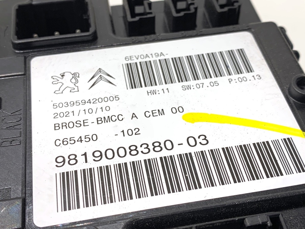STARK-878052-2