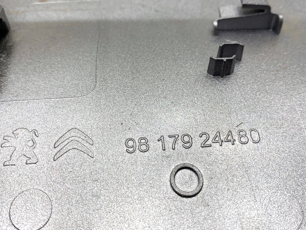 STARK-810697-2