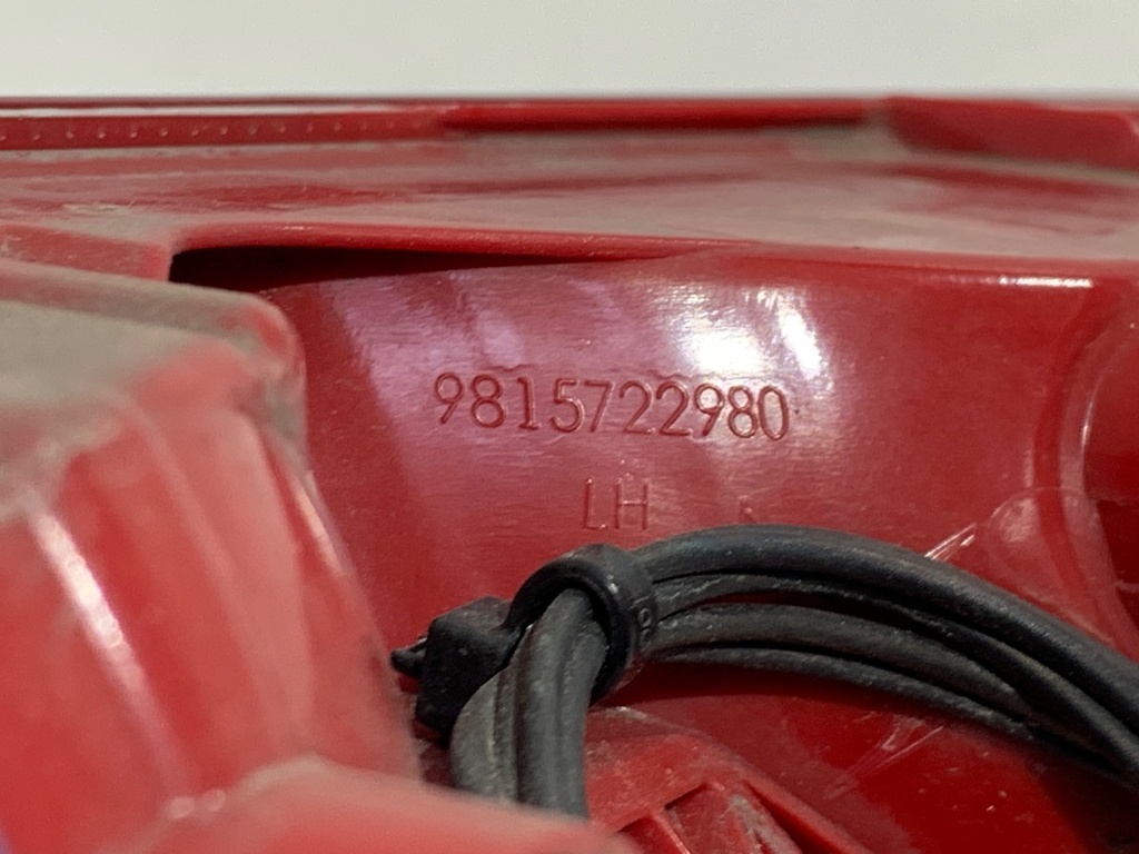 STARK-942242-5
