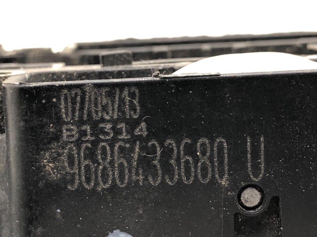 STARK-819911-4