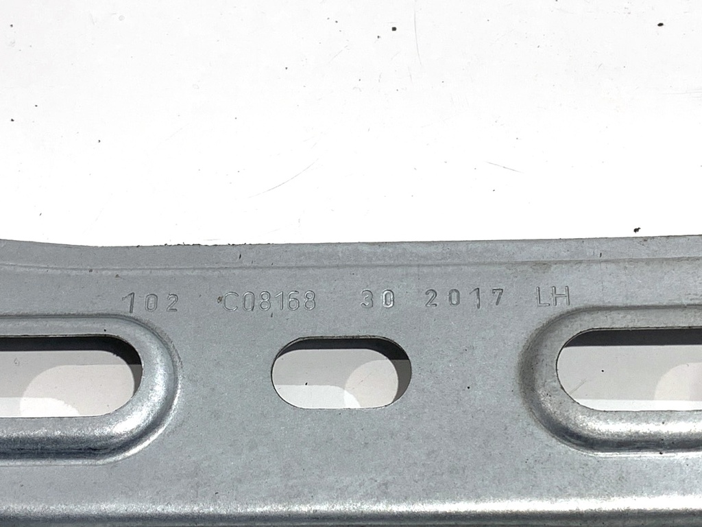STARK-820262-5