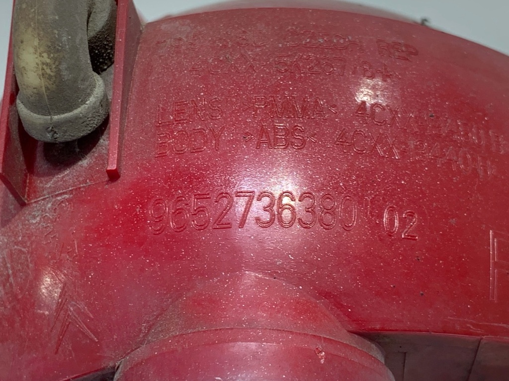 STARK-898712-4