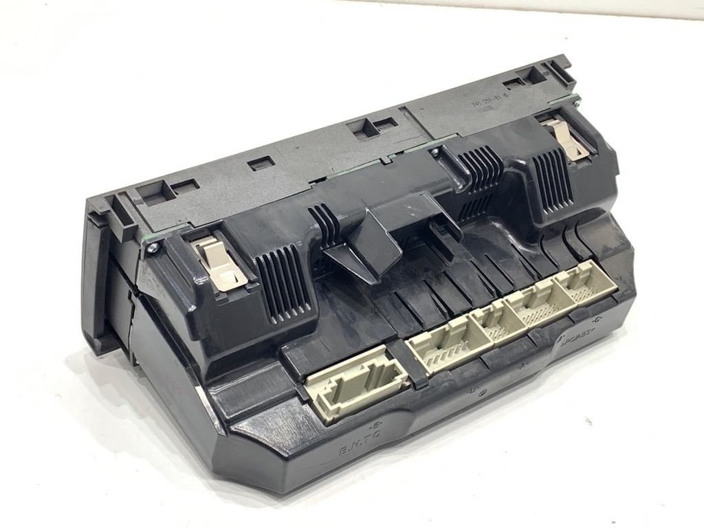 STARK-720474-1