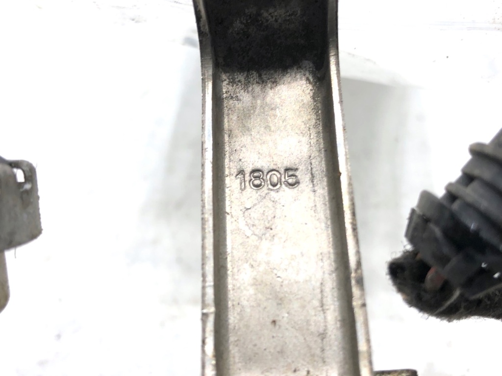 STARK-821465-2
