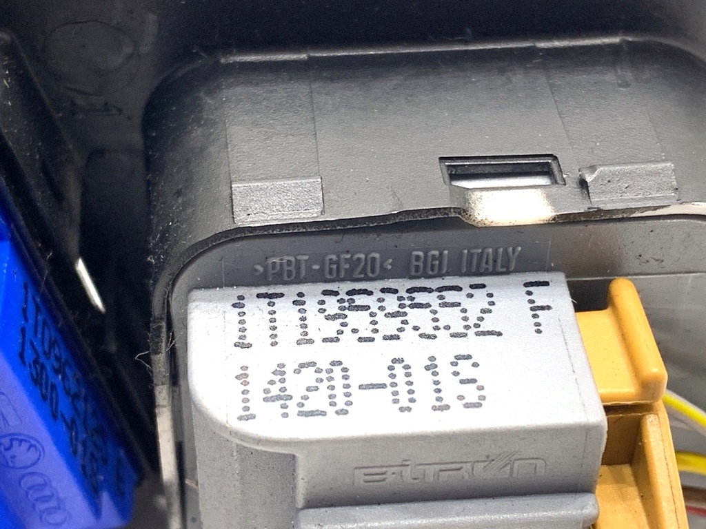 STARK-831819-4