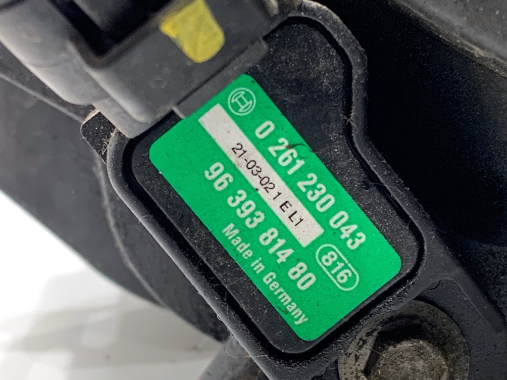 STARK-899907-4