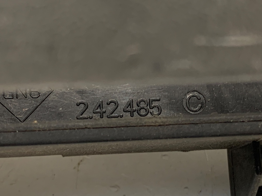 STARK-922585-4