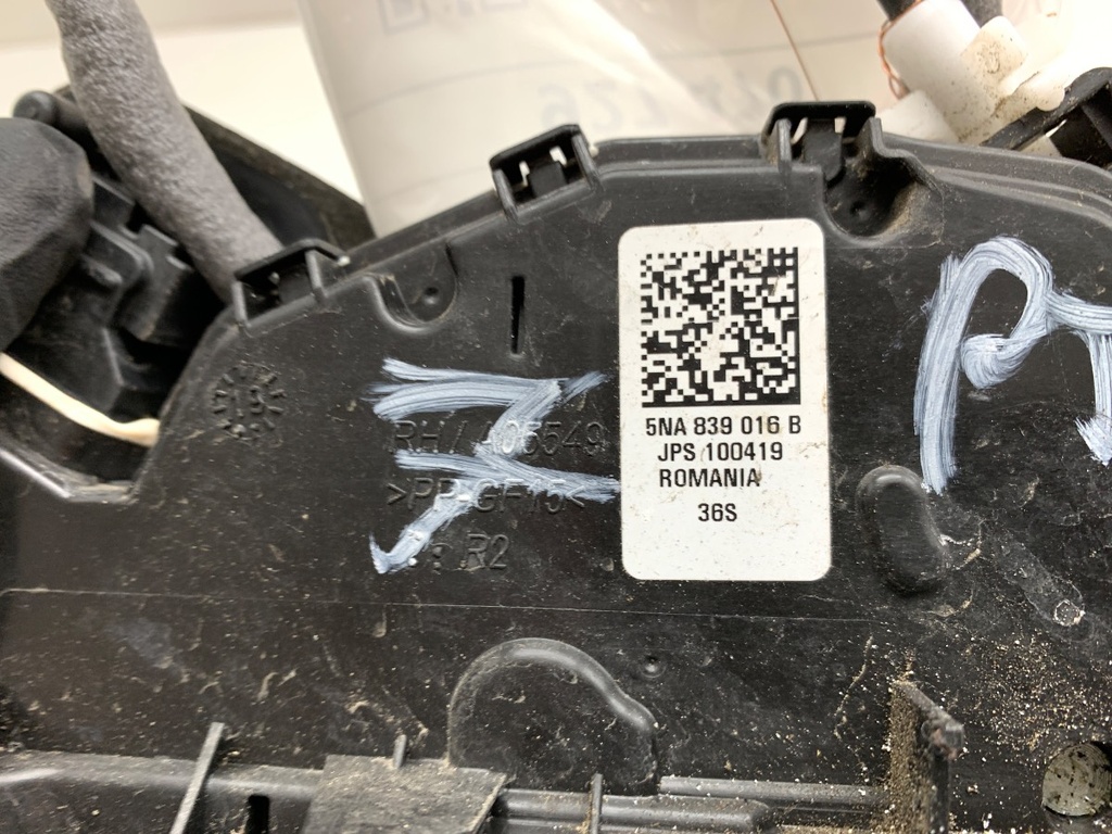 STARK-927470-4