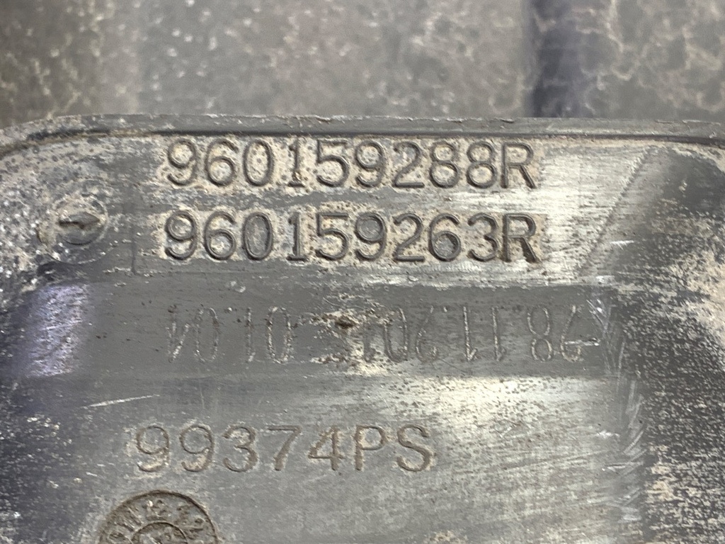 STARK-928258-4