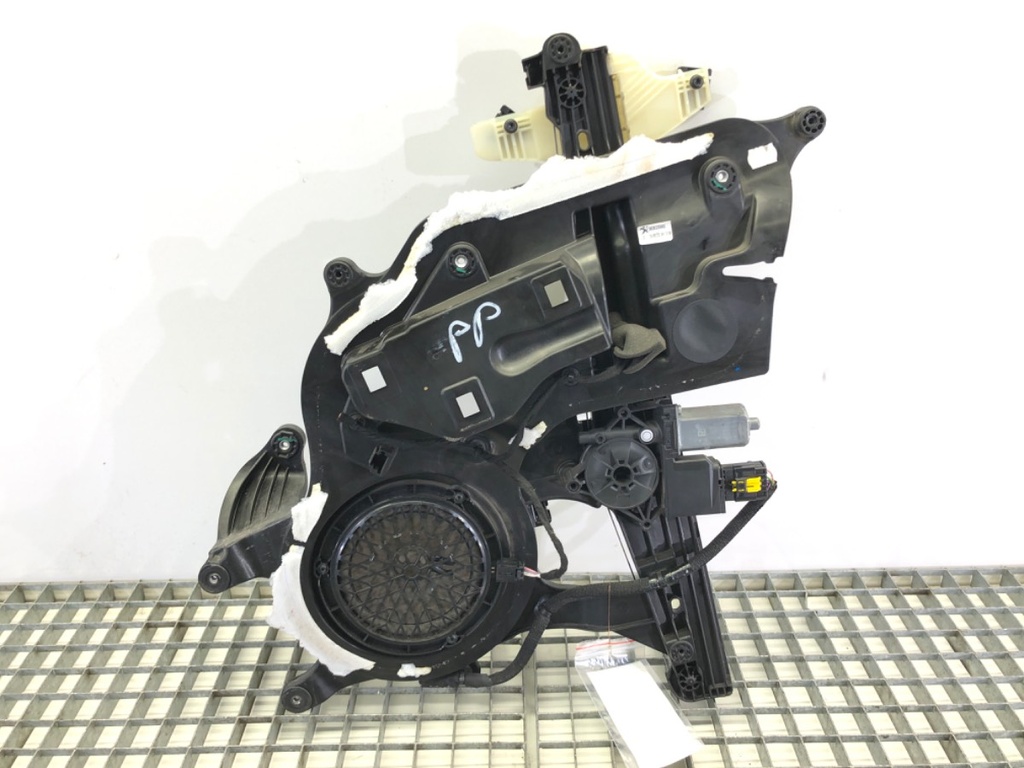 STARK-599645-1