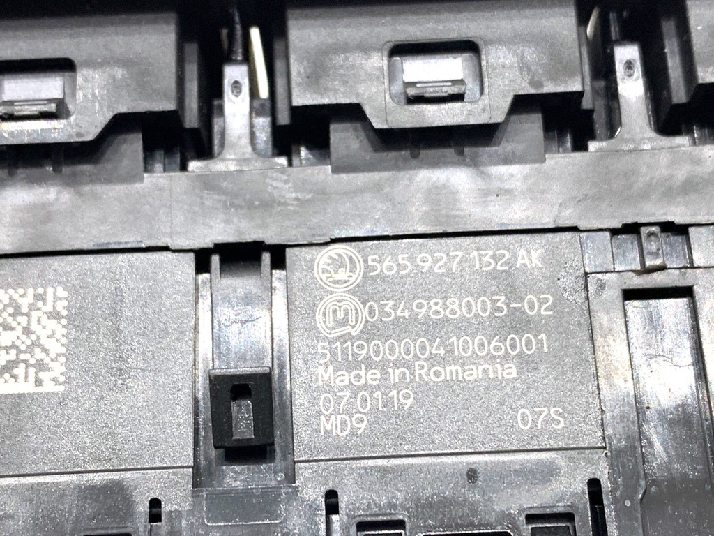 STARK-737333-4