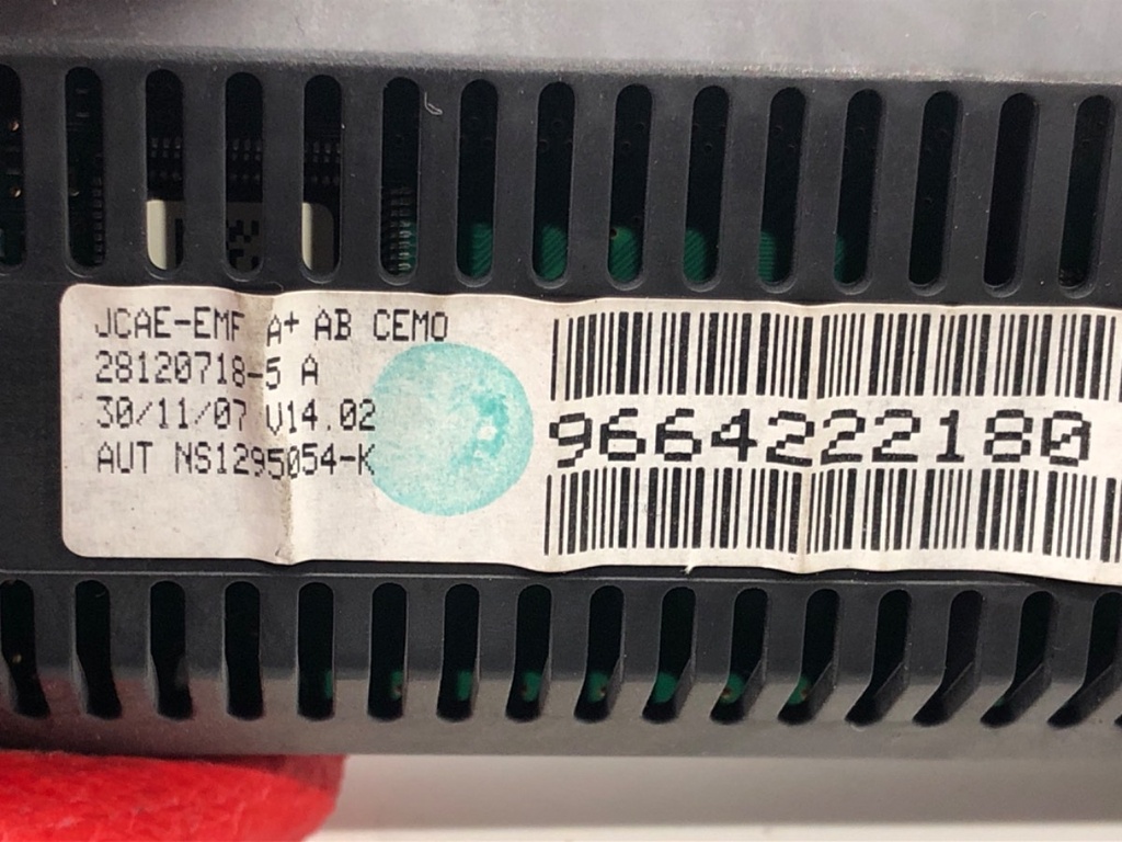 STARK-562392-3