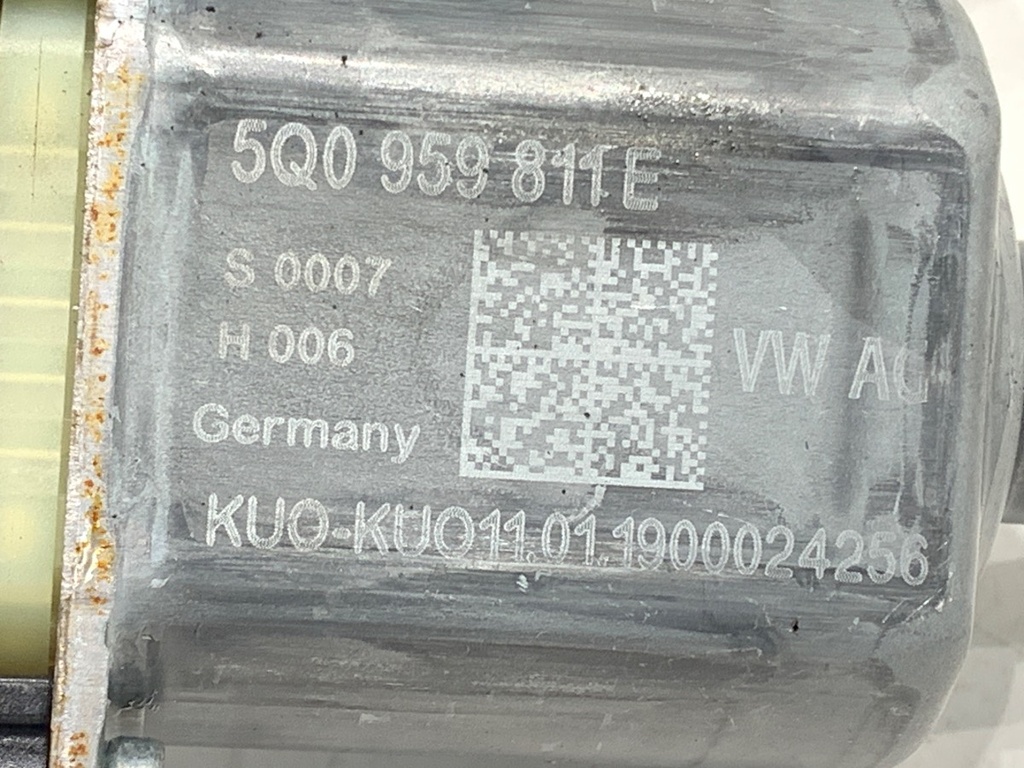 STARK-737374-3