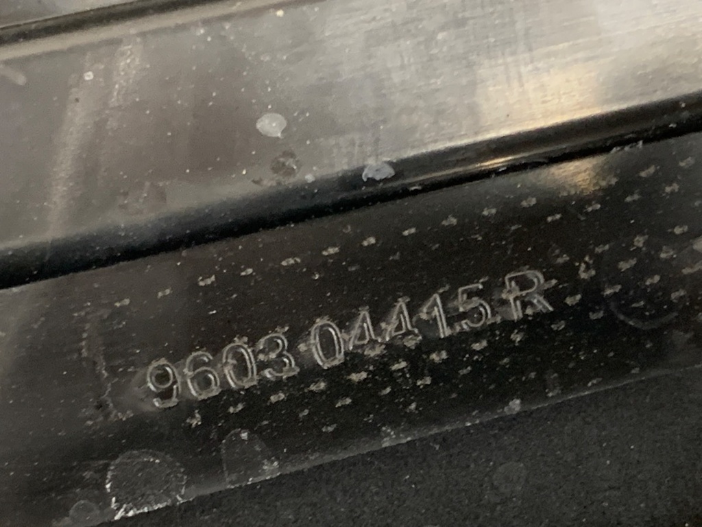 STARK-908872-3
