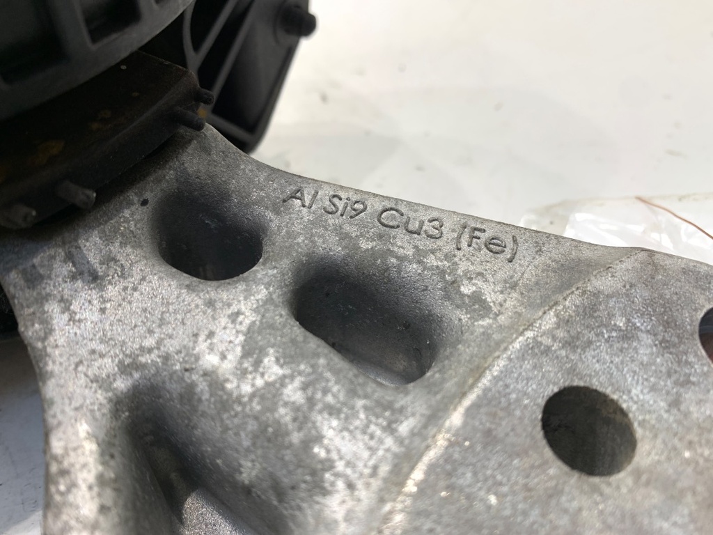 STARK-922746-3
