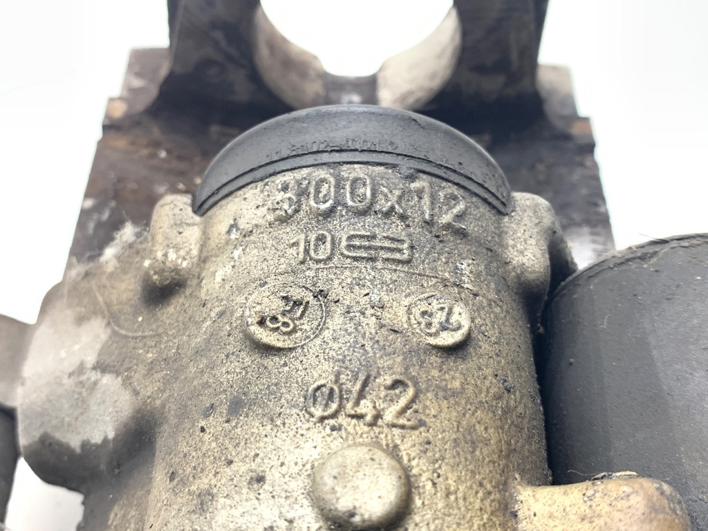 STARK-925352-3