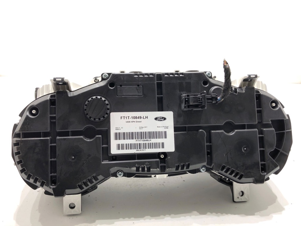 STARK-820235-4