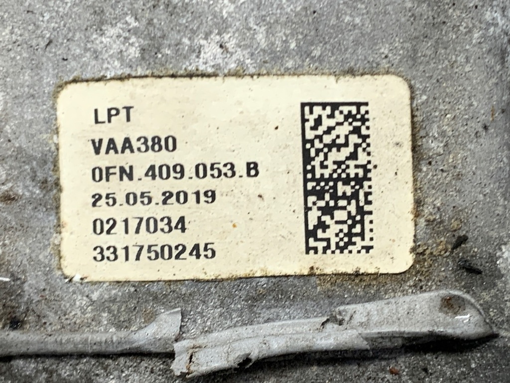 STARK-889960-4