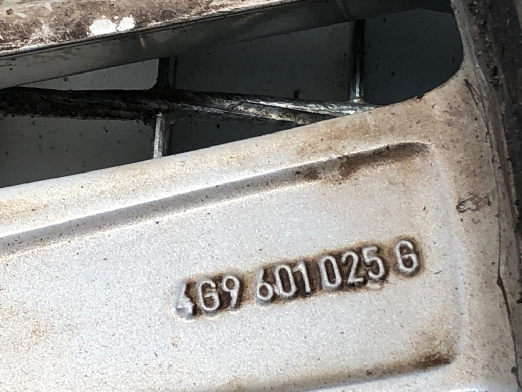 STARK-856007-6