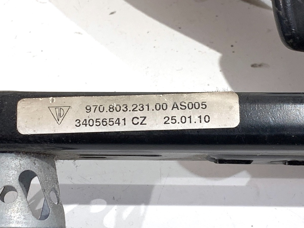 STARK-841289-3