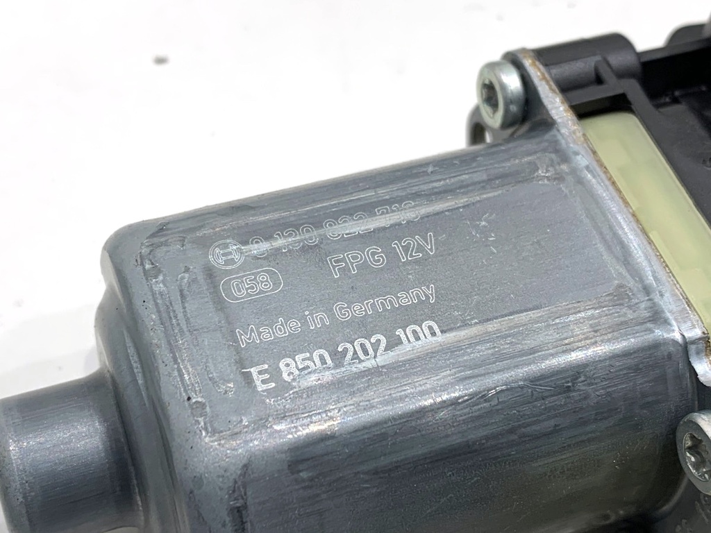 STARK-715025-2