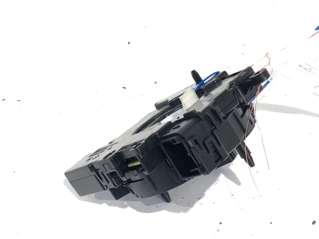 STARK-735523-2