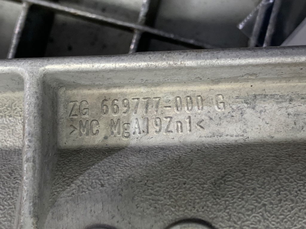 STARK-872045-4