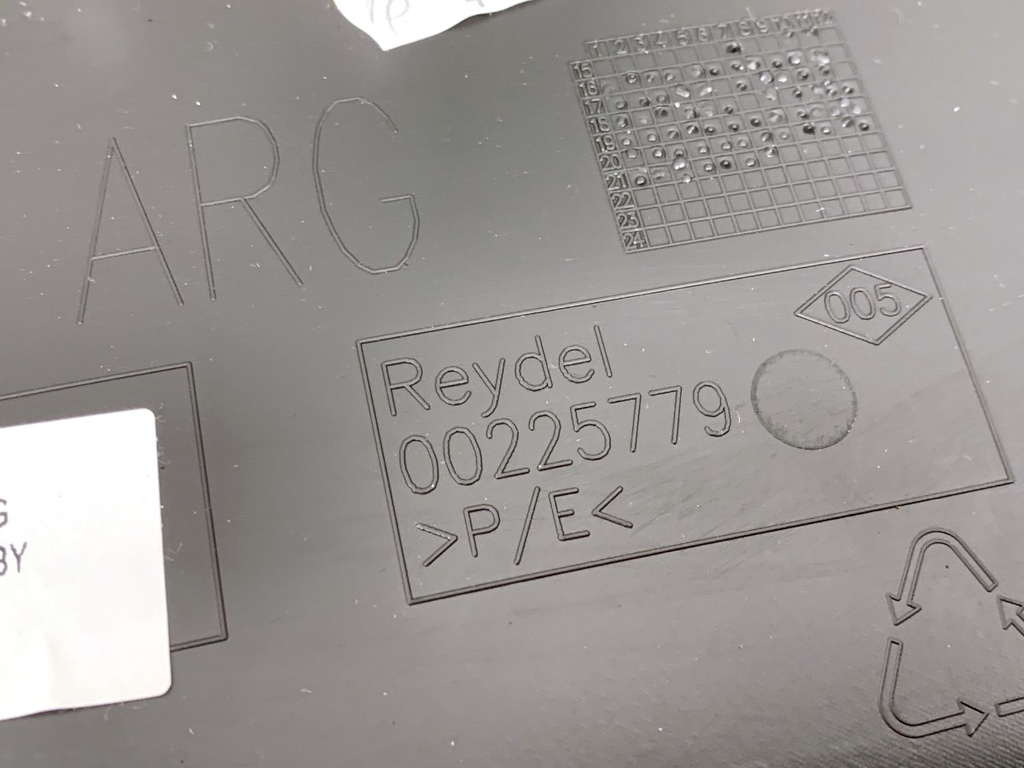 STARK-875775-4