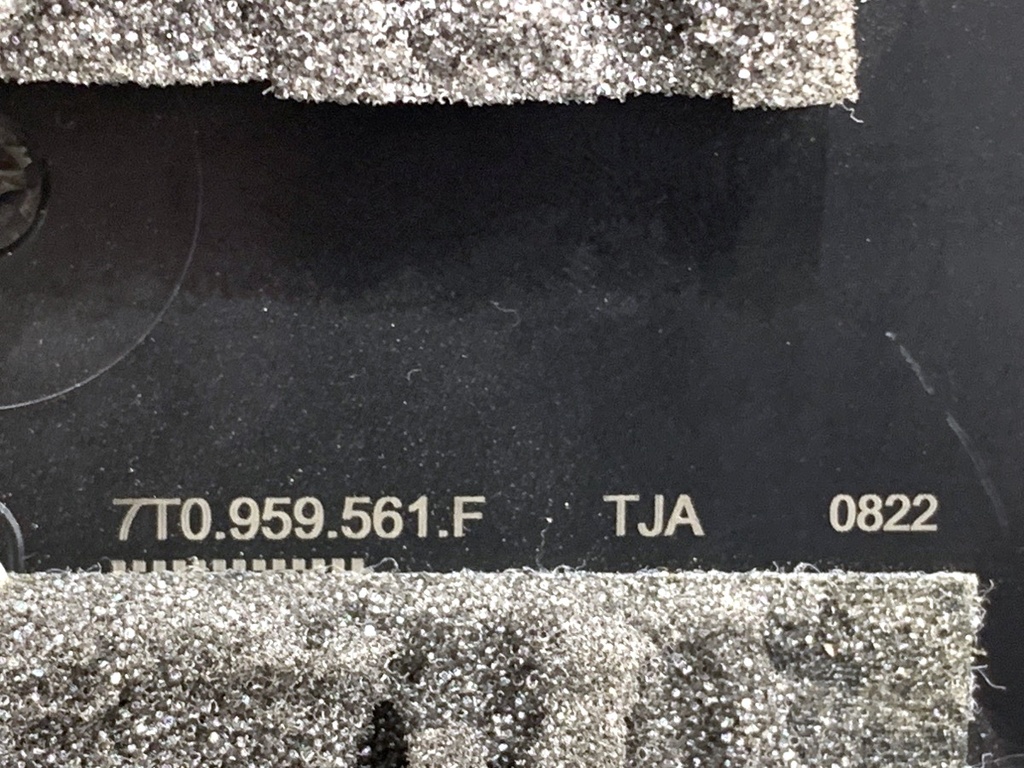 STARK-890046-5