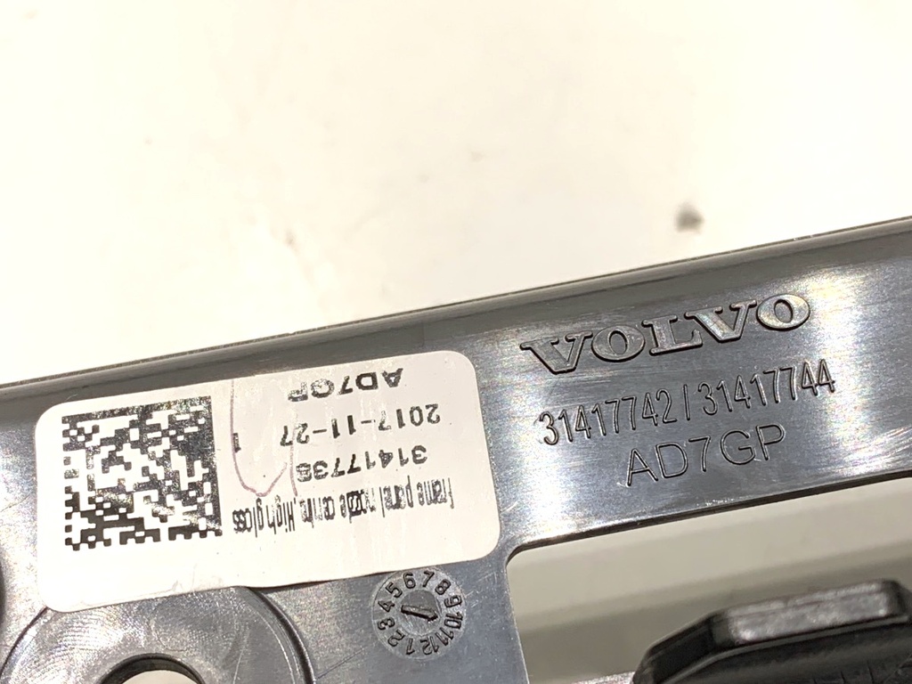 STARK-897441-4