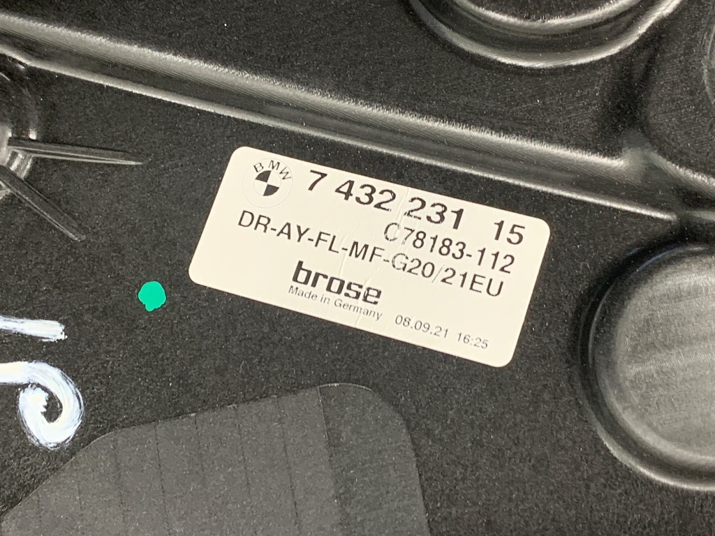 STARK-906092-4