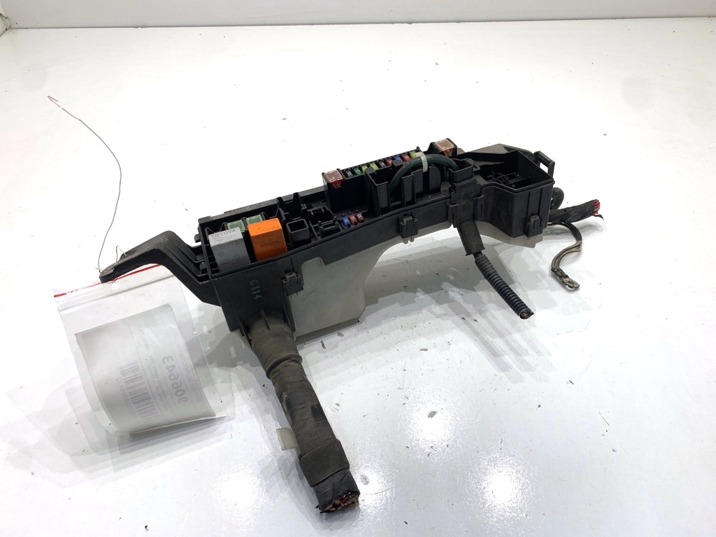 STARK-906643-1