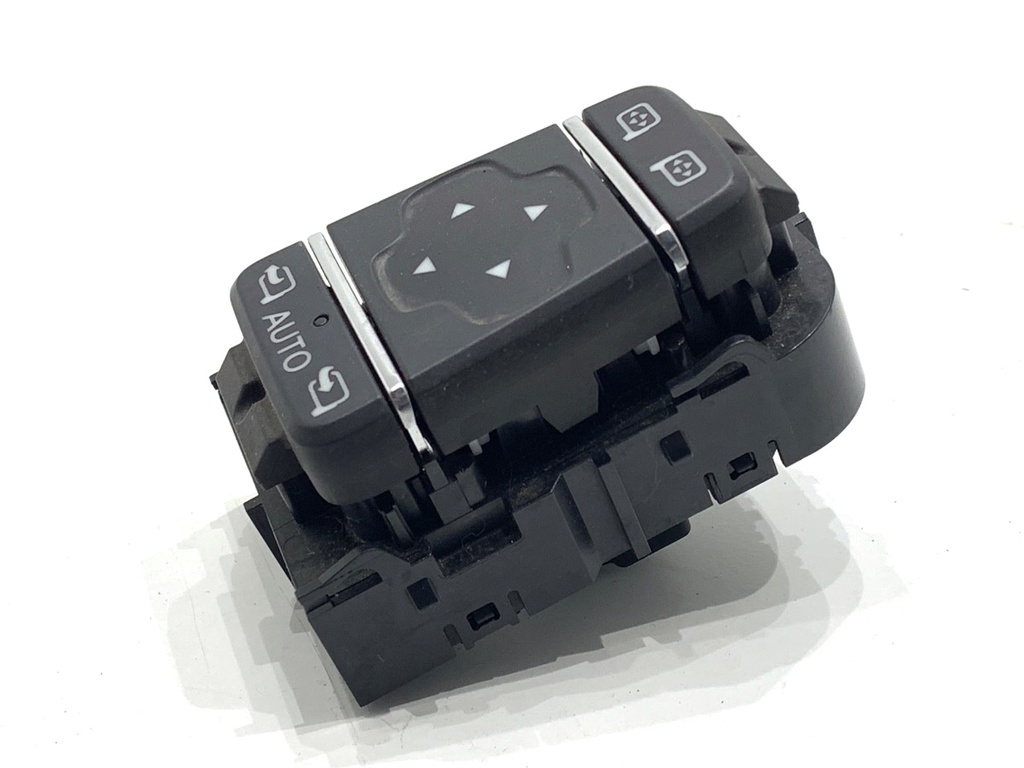 STARK-908186-1