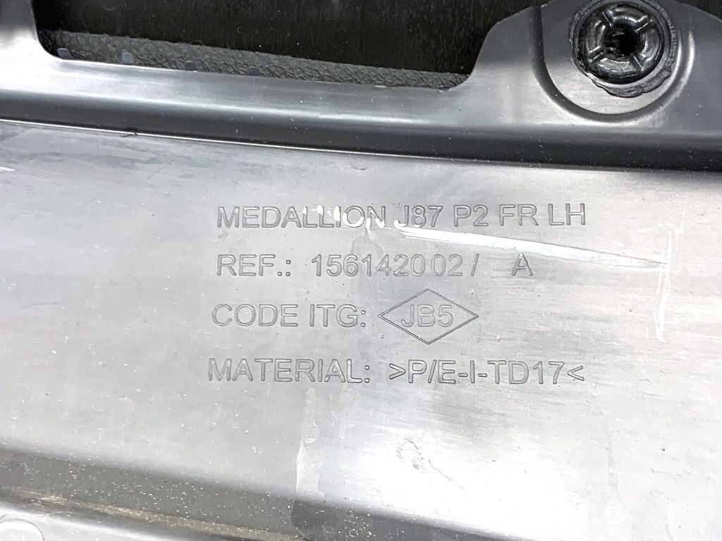 STARK-908243-5