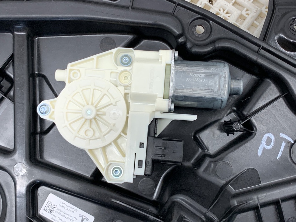 STARK-915528-3