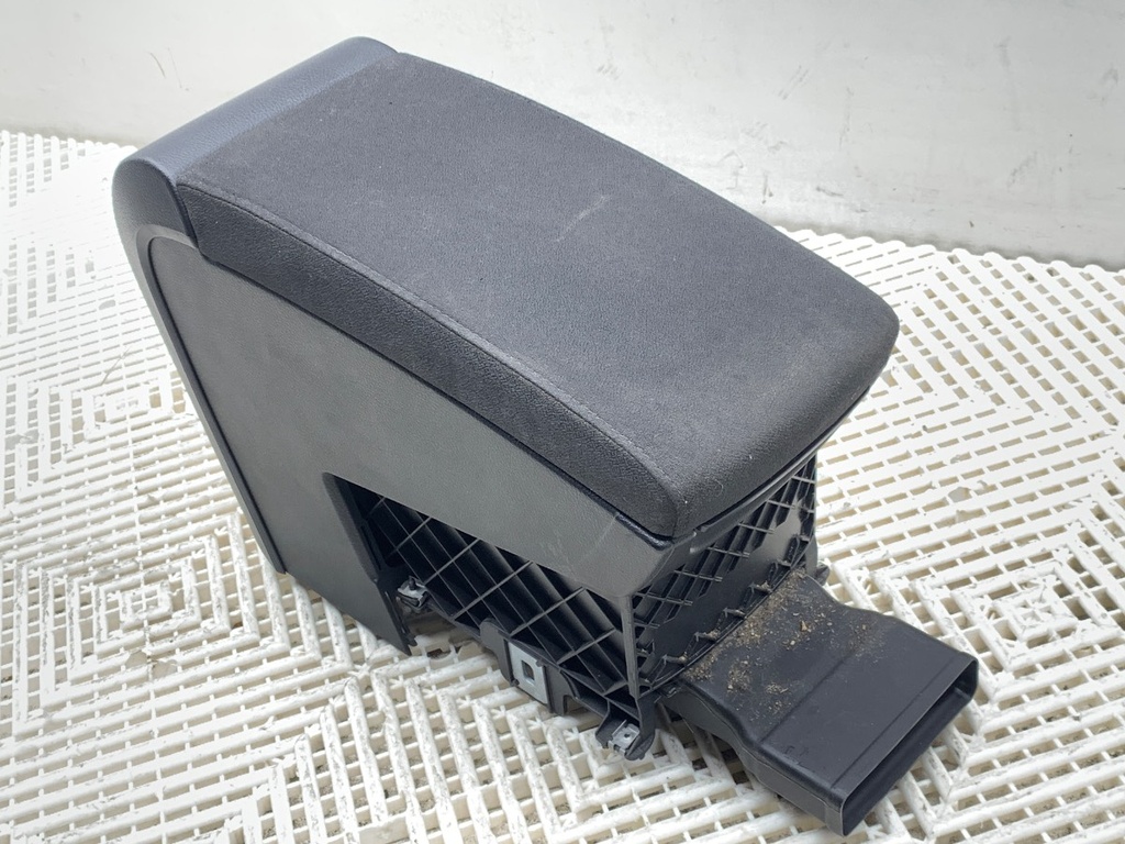 STARK-799035-1