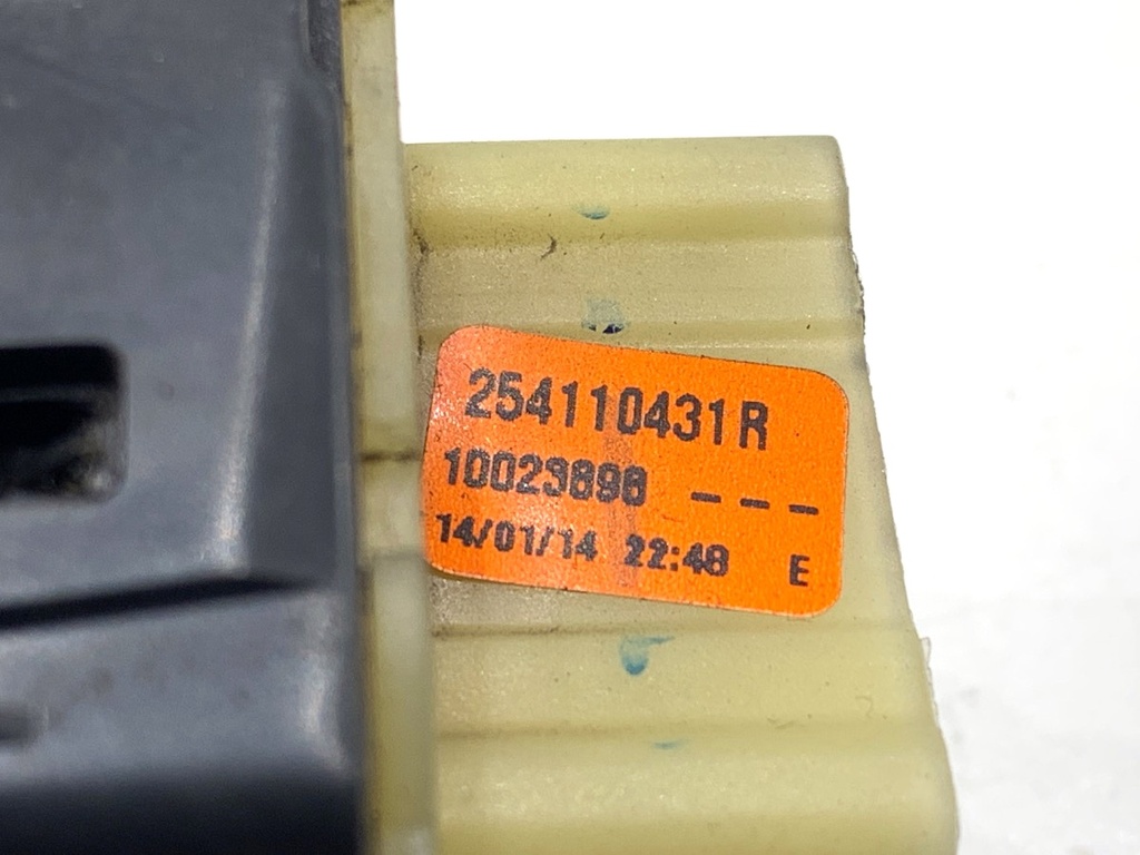 STARK-823853-3