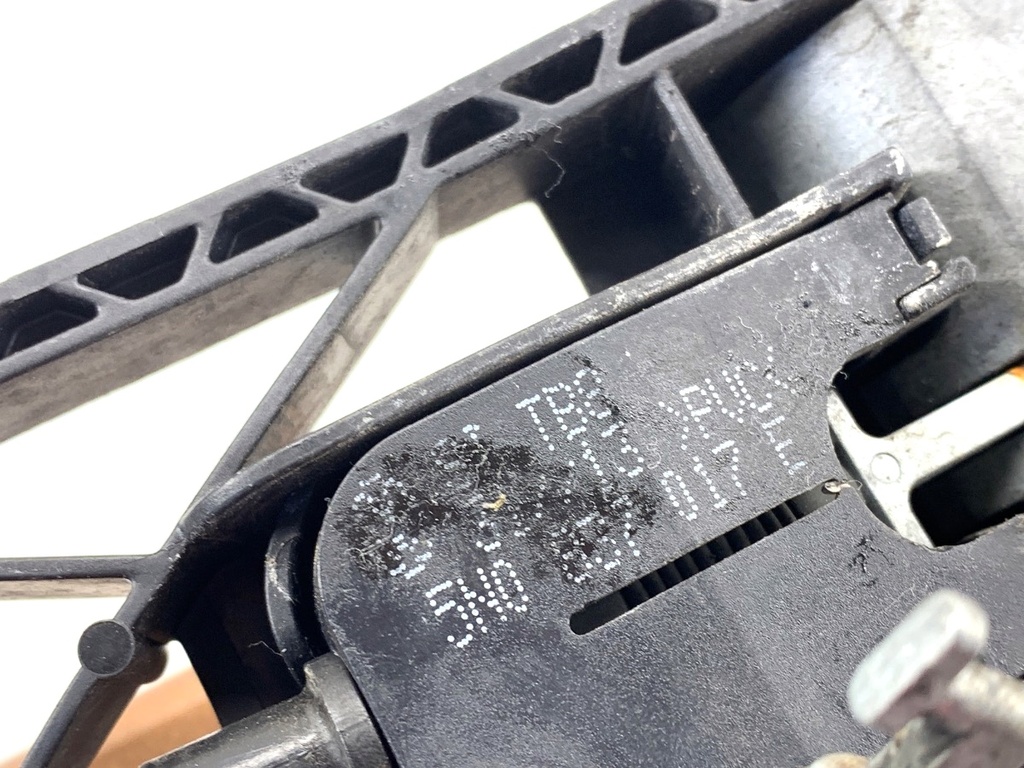 STARK-831145-2