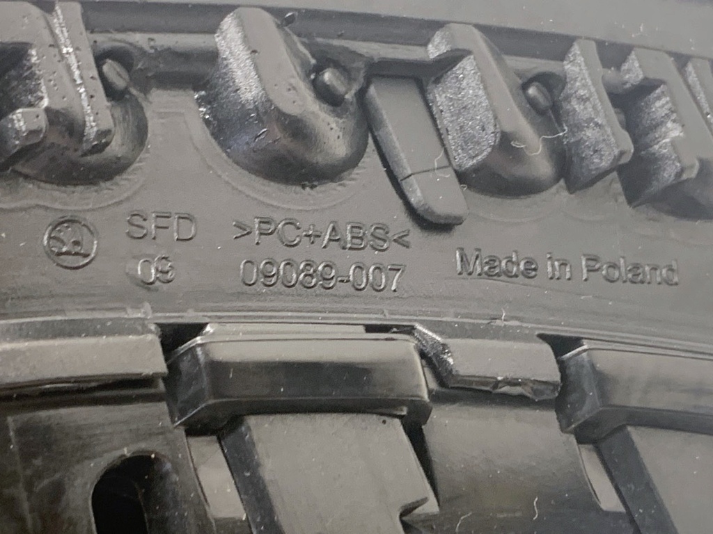 STARK-840243-3