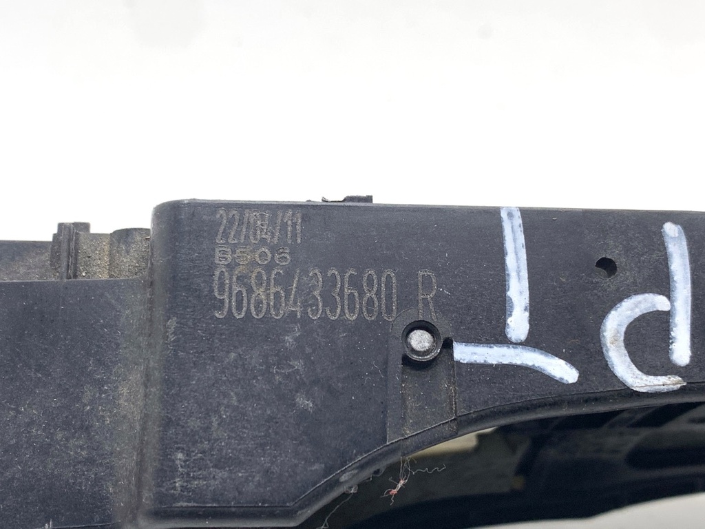 STARK-840929-5