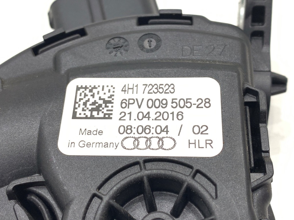 STARK-892292-3