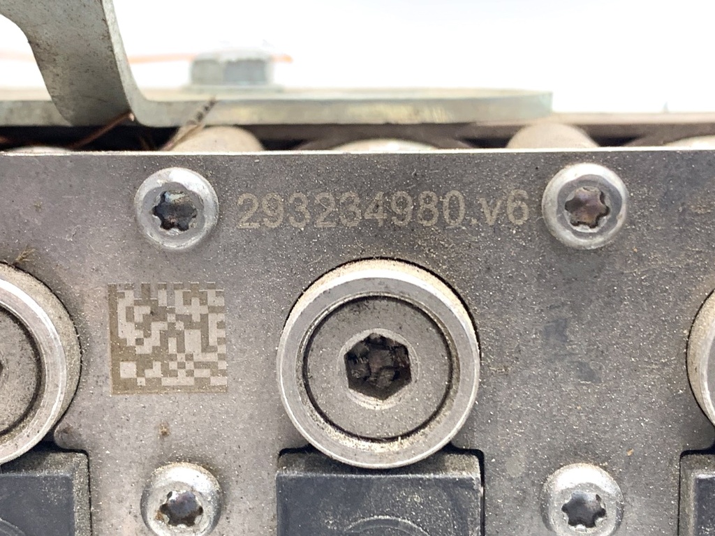 STARK-726337-3